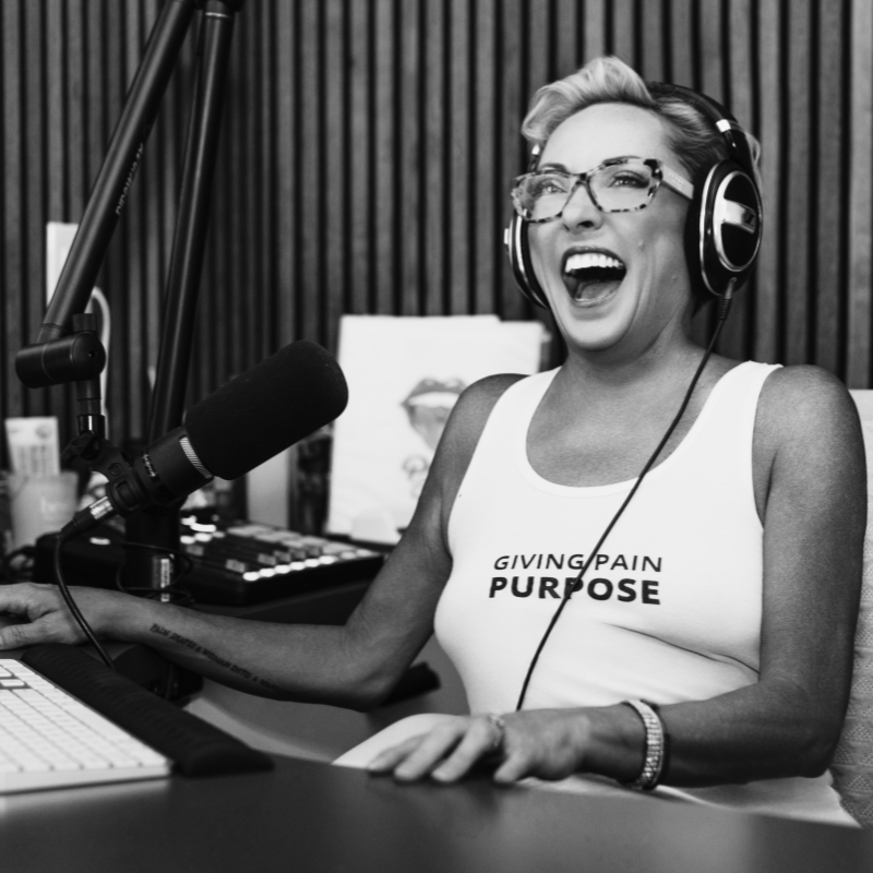 Lyndsay Soprano Host.